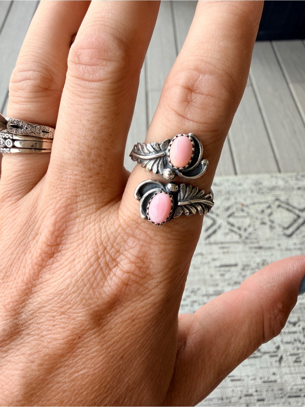Pink Conch Bypass Wrap Ring - Picture 3 of 3